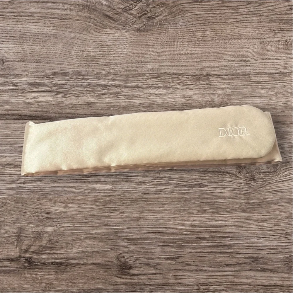 Dior White Quartz Deluxe Eye Mask Set Beauty - Picture 5 of 8